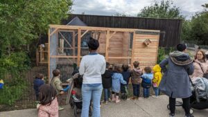 St-Ouen-sur-Seine : un poulailler collectif au cœur de la ville pour reconnecter les habitants à la nature